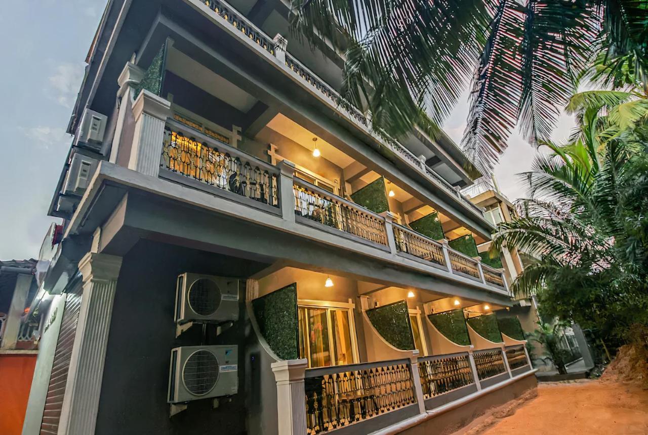 Adam'S Beach Resort By Banda Trips Baga Buitenkant foto